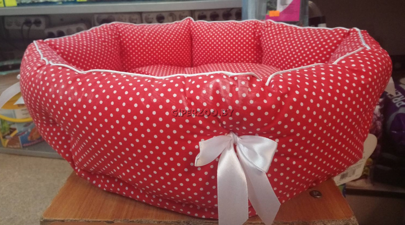 Лежанка красная в белый горох М Лежанка красная в белый горох М