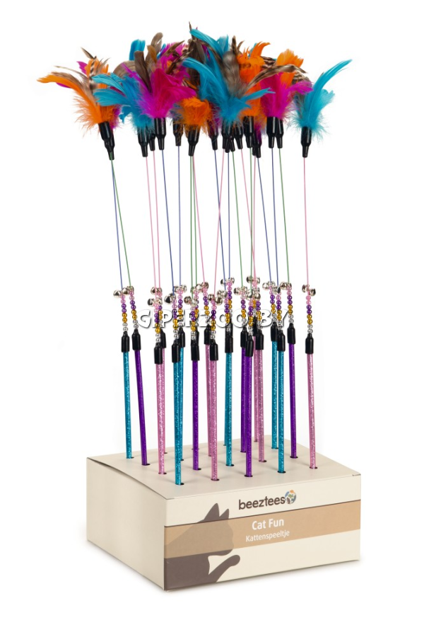Beeztees Дразнилка для кошек Plumo с перьями, 50 см Beeztees Дразнилка для кошек Plumo с перьями, 50 см